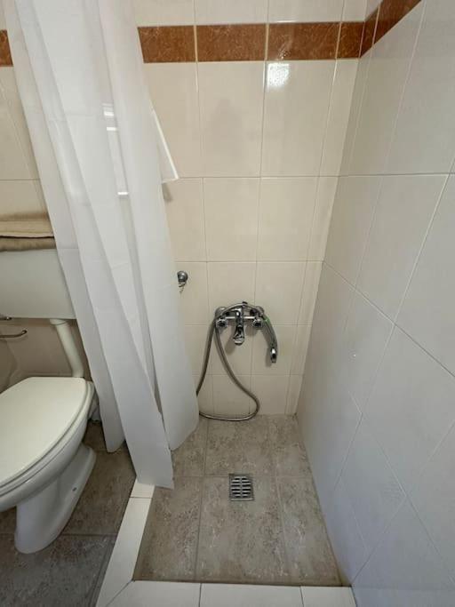 Margarita'S Getaway Apartment Patras Exterior photo