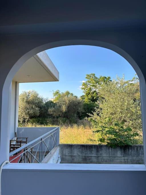 Margarita'S Getaway Apartment Patras Exterior photo